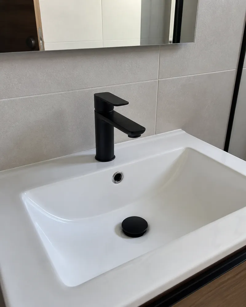 Basin tap replacement in Los Alcázares